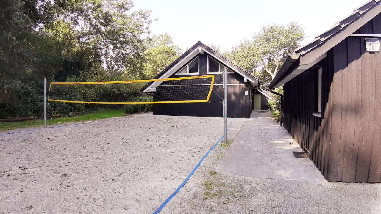 Ferienhaeuser Boddenstrand Wiek auf Ruegen Exterior photo